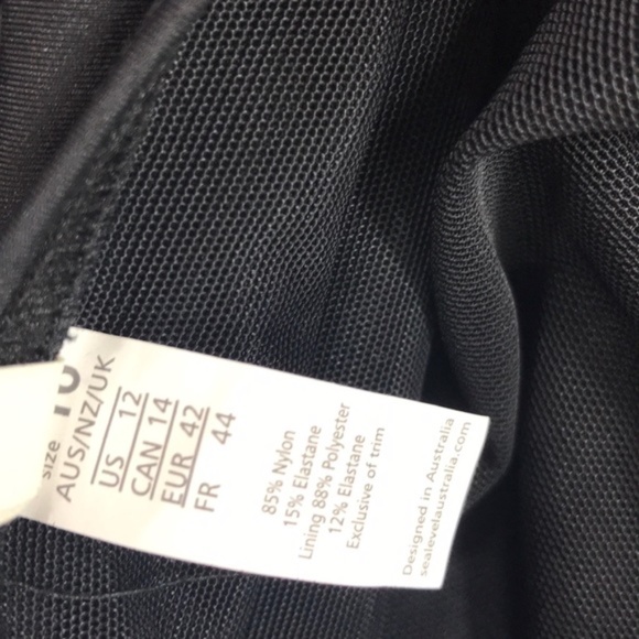 SEA LEVEL Essentials Twist Front Multifit Swimsuit - Picture 3 of 7